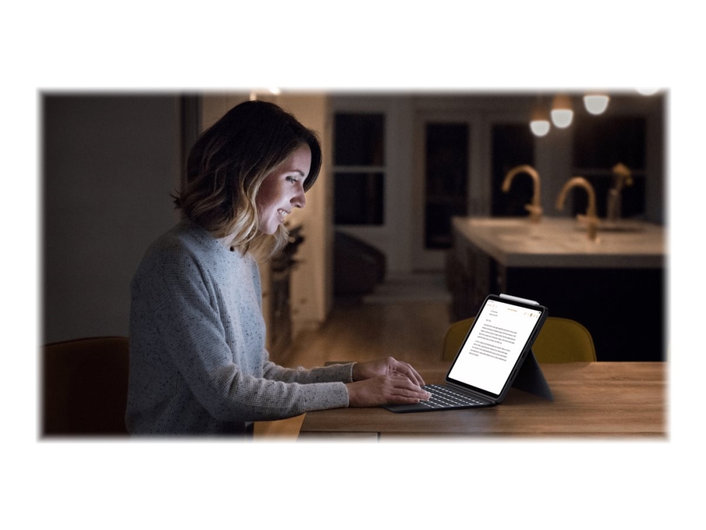 Combo Touch   Tastatur Og Folio Kasse   Med Trackpad   Bagbelyst   Apple Smart Connector   Qwerty   Pan Nordic   Oxford Grå   For Apple 11 I fra Logitech